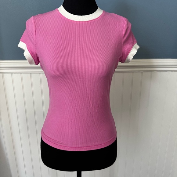 NWT SKIMS Soft Lounge Baby Tee - blush multi - size Medium - SOLD OUT 💗 - Picture 3 of 7